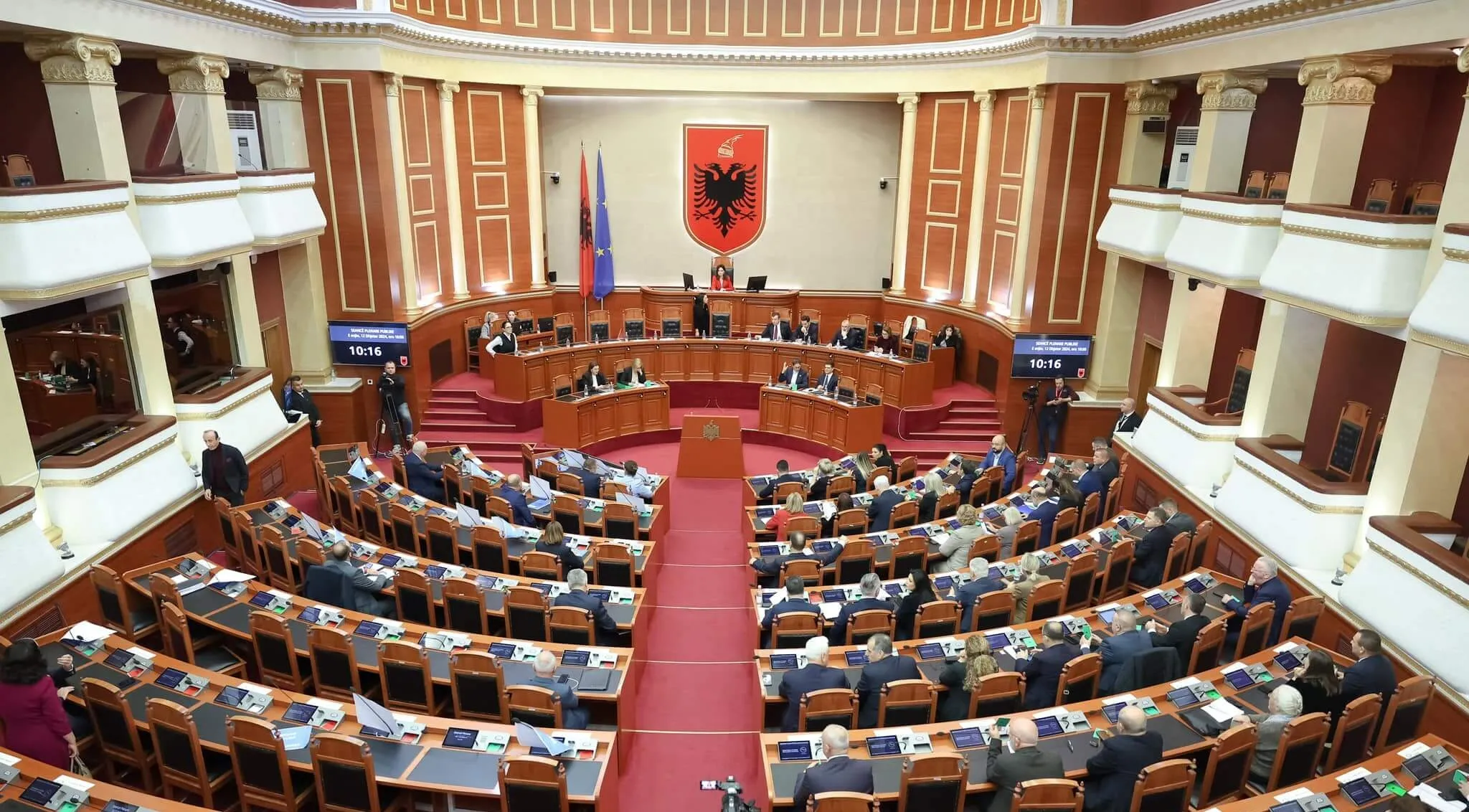 Politikë